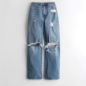 COPY - NEVER WORN DAD HOLISTER JEANS